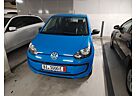 VW Up Volkswagen 1.0 club ! Blau.