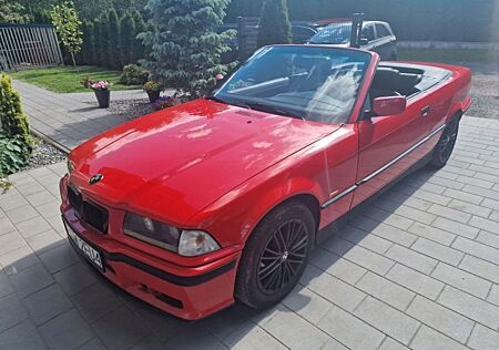 BMW 320i Cabrio