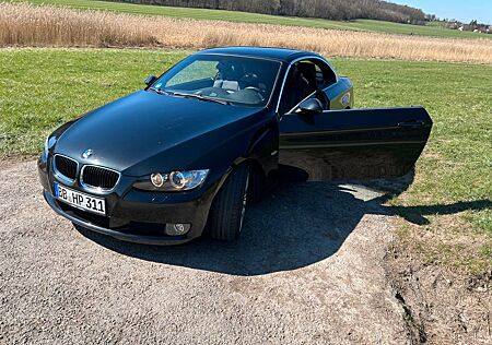 BMW 320i Cabrio -Liebhaberfahrzeug