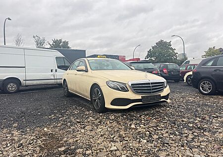 Mercedes-Benz E 200 d Autom d Aut. Navi Kamera LED Xenon