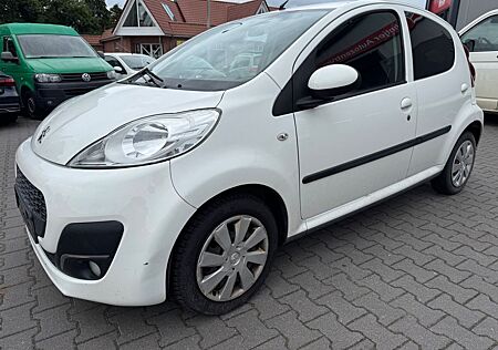Peugeot 107 Active Klima HU NEU 2.HD
