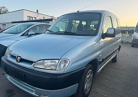 Peugeot Partner / Neu TÜV