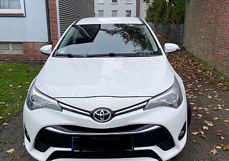 Toyota Avensis 2,0-l-D-4D Edition-S Touring Sports ...