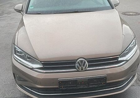 VW Golf Sportsvan Volkswagen 1.5 TSI ACT 110kW DSG Highlin...