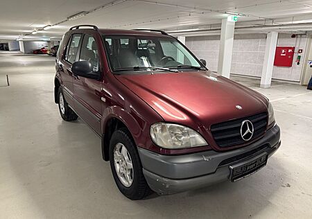 Mercedes-Benz ML 320