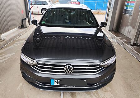 VW Passat Variant Volkswagen 2.0 TDI SCR DSG Business Vari...