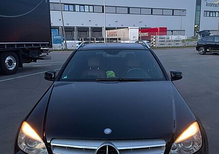 Mercedes-Benz C 320 CDI 4MATIC T AVANTGARDE Autom. Avantgarde
