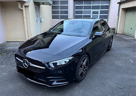 Mercedes-Benz A 220 4M AMG LINE 360 GRAD KAMERA SCHECKHEFT