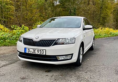 Skoda Rapid 1.2 TSI 77kW Active Spaceback Active