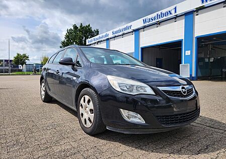 Opel Astra J Sports Tourer Edition