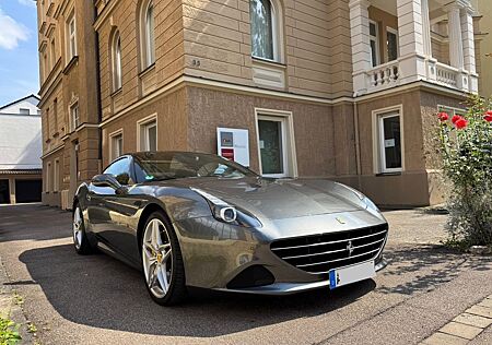 Ferrari California T 3.9 V8 Top Zustand