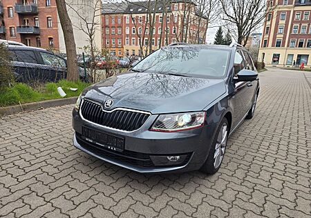 Skoda Octavia Combi Joy ,NAVI, XENON