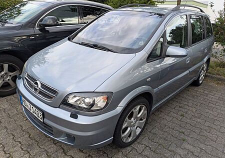 Opel Zafira 2.2 - OPC-Line