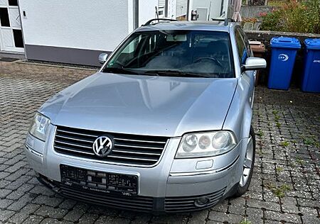 VW Passat Variant Volkswagen 2.5 TDI