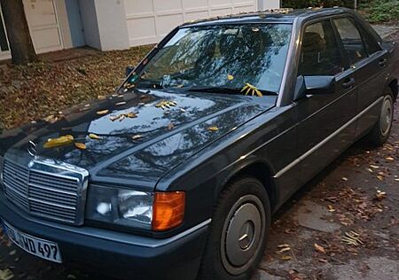 Mercedes-Benz 190