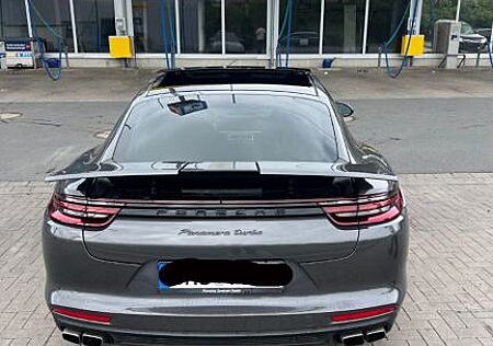 Porsche Panamera Turbo
