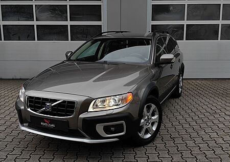 Volvo XC 70 CROSS Summum AWD NAVI|LEDER|BIXENON|SHZ