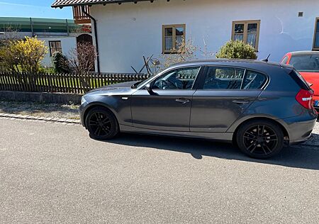 BMW 118i -