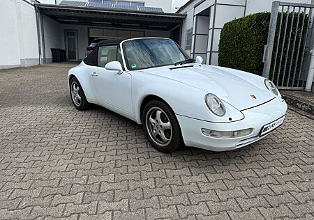 Porsche 993 911 / Carrera Cabrio/ 3. Hand/ ERST 39274 KM