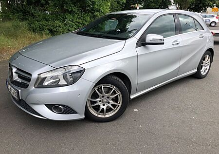 Mercedes-Benz A 180 BlueEFFICIENCY -