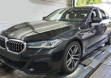 BMW 520i M Sport*FACELIFT*Laser,SHD,ACC,HUD,AHK,RFK