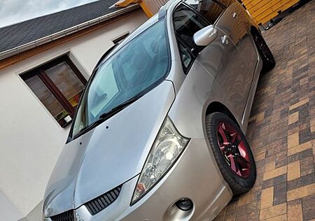 Mitsubishi Grandis 2.0 DI-D 30 Jahre Edition 7-Sitzer