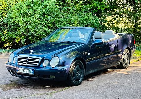 Mercedes-Benz 200 gebraucht kaufen Mercedes-Benz 200 CLK Cabriolet - Élégance intem