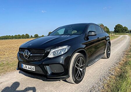 Mercedes-Benz GLE 350 GLE Coupe Exclusive Line Designo Alcantara