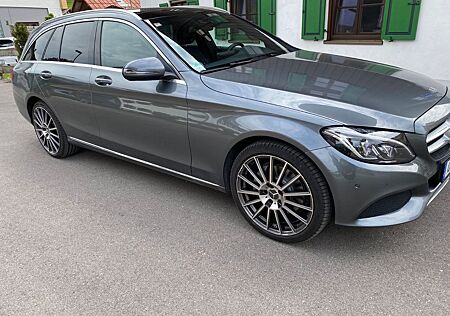 Mercedes-Benz C 250 d T Autom. AHK, Pano, Standhzg. 8-fach