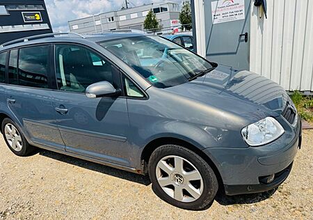 VW Touran Volkswagen 1.9 TDI 74kW Highline