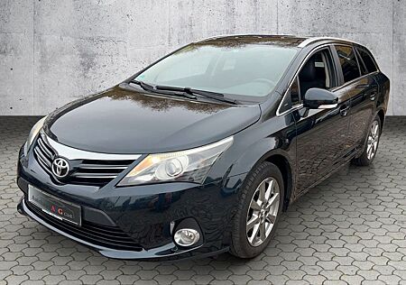 Toyota Avensis 2.2 D-4D Executive*Navi*Kamera*Alcantara