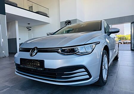 VW Golf Volkswagen VIII Life 2.0TDI DSG Kamera Navi