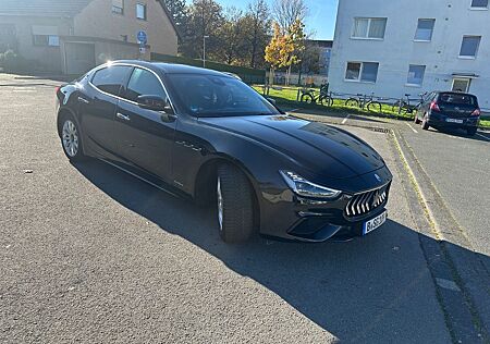 Maserati Ghibli 3.0 V6 350HP GranSport GranSport