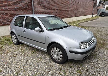 VW Golf Volkswagen 4 1.4 Benzin Klima TÜV 06/2026