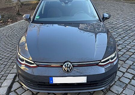 VW Golf Volkswagen 8 2.0 TDI DSG Life | ACC, Navi, LED, TÜV
