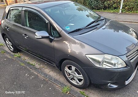 Toyota Auris 2,0-l-D-4D Edition Edition
