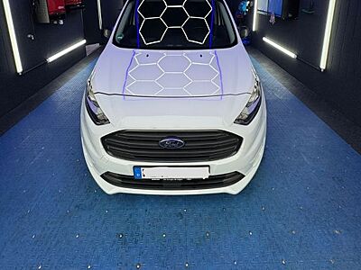Ford Tourneo Connect 1.5 TDCi Wenig Km + Garanti