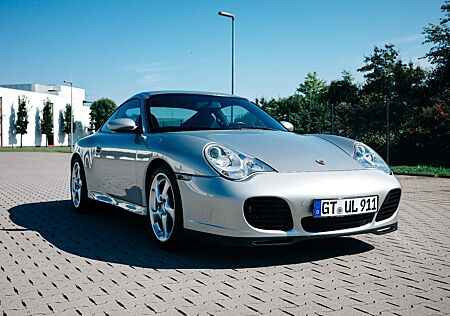 Porsche 996 Carrera 4S Coupé / DE / NAVI / SCHIEBEDACH