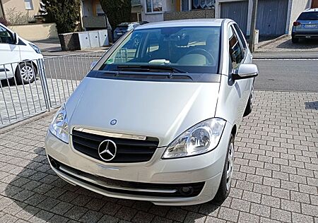 Mercedes-Benz A 160 ELEGANCE BlueEFFICIENCY