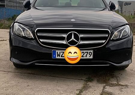 Mercedes-Benz E 220 d EXCLUSIVE Autom. EXCLUSIVE
