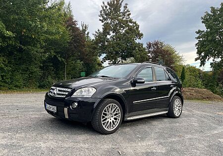 Mercedes-Benz ML 500 4MATIC - AMG Paket