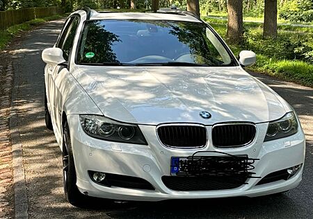 BMW 320d xDrive Touring -