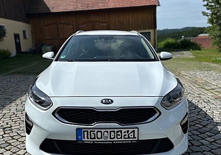 Kia Cee'd Sportswagon 1.6 CRDi Spirit Sportswago...