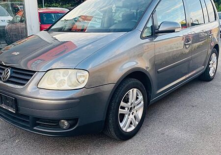 VW Touran Volkswagen 1.9 TDI 74kW