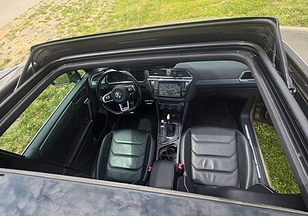 VW Tiguan Volkswagen 2.0 TDI SCR 140kW DSG 4MOTION Highlin...