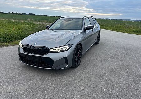 BMW M340d xDrive Touring Auto - AHK
