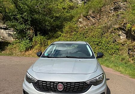 Fiat Tipo 1.4 16V EASY EASY