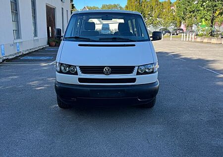 VW T4 Kombi Volkswagen - 2,4 DIESEL