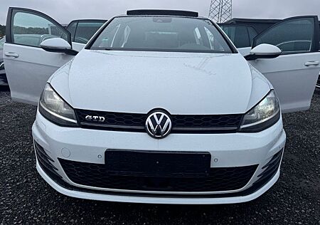 VW Golf Volkswagen VII Lim. GTD BMT ,LED, Navi,Kamera,Panoramd