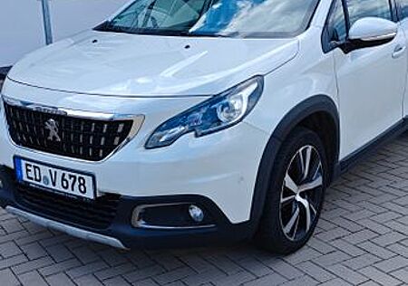 Peugeot 2008 Allure BlueHDi 120 EAT6 Allure